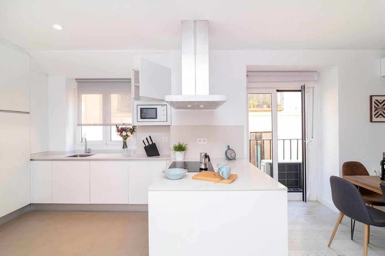 מדריד Smiling Apartment Near Puerta Del Sol By Batuecas מראה חיצוני תמונה