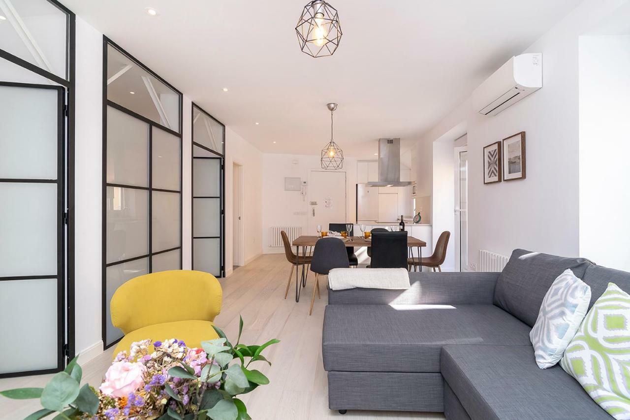 מדריד Smiling Apartment Near Puerta Del Sol By Batuecas מראה חיצוני תמונה